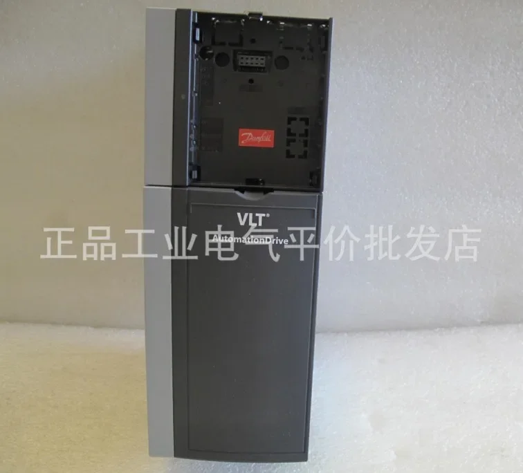 2025.5 Genuine Stock FC360H15K0T4E20H2BXCD Danfoss FC-360 Inverter 15KW Standard
2025.5 Genuine Stock FC360H15K0T4E20H2BXCD Danfoss FC-360 Inverter 15KW Standard