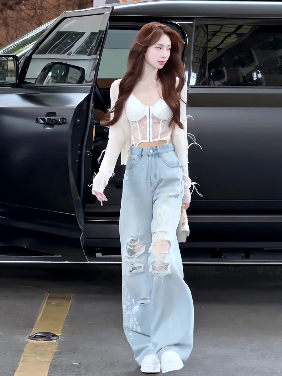 Retro American Style Heavy Embellished Rhinestone Lace Denim Pants Women's Spring 2026 New Straight Wide Leg Trousers
Retro American Style Heavy Embellished Rhinestone Lace Denim Pants Women's Spring 2026 New Straight Wide Leg Trousers