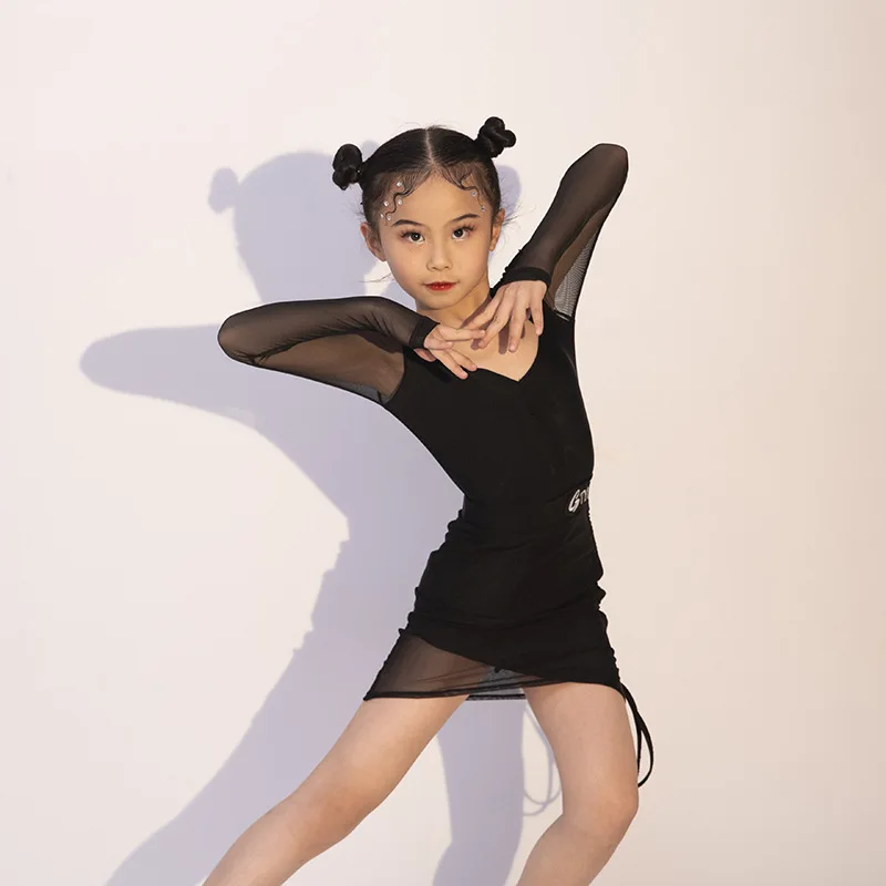 Latin Dance Dress 2024 New Girl and Child Practice Clothes High end Latin Dance Performance Costumes Set 라틴댄스복
Latin Dance Dress 2024 New Girl and Child Practice Clothes High end Latin Dance Performance Costumes Set 라틴댄스복