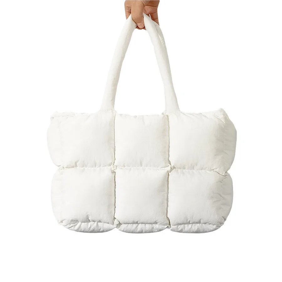 Simple Soft Down Women's Large Capacity Plaid Shoulder Bag Fashionable All-match Space Cotton Bag
Simple Soft Down Women's Large Capacity Plaid Shoulder Bag Fashionable All-match Space Cotton Bag