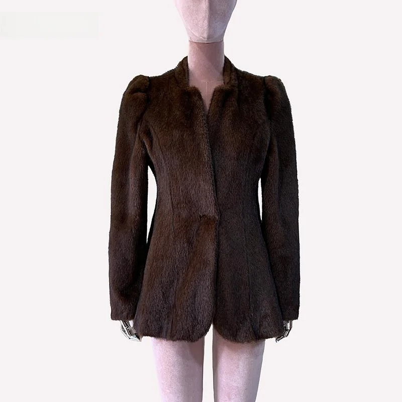 Short Brown Faux Fur Coat Women's Bubble Sleeve Outerwear Autumn Winter High-End Feelings Vintage Style Thickened Slim Fit Coat
Short Brown Faux Fur Coat Women's Bubble Sleeve Outerwear Autumn Winter High-End Feelings Vintage Style Thickened Slim Fit Coat