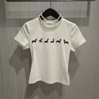 Heidd Brand 2025 Spring Summer Cartoon Sausage Dog Print Pearl Nelace ort Sve T-irt Women's Faion Cotton Tee
Heidd Brand 2025 Spring Summer Cartoon Sausage Dog Print Pearl Nelace ort Sve T-irt Women's Faion Cotton Tee