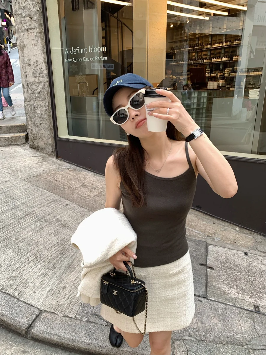 Spring Thin Knitted Off-oulder Vest Women's Regular Fit Wool Blend Casual Inner Wear Single Piece Color Crew Ne
Spring Thin Knitted Off-oulder Vest Women's Regular Fit Wool Blend Casual Inner Wear Single Piece Color Crew Ne