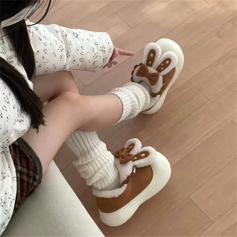 Cute Rabbit Ears Thick Bottom with Velvet Bread Shoes Winter Fashion Women's Soft and Cute Warm LO Cotton Shoes
Cute Rabbit Ears Thick Bottom with Velvet Bread Shoes Winter Fashion Women's Soft and Cute Warm LO Cotton Shoes