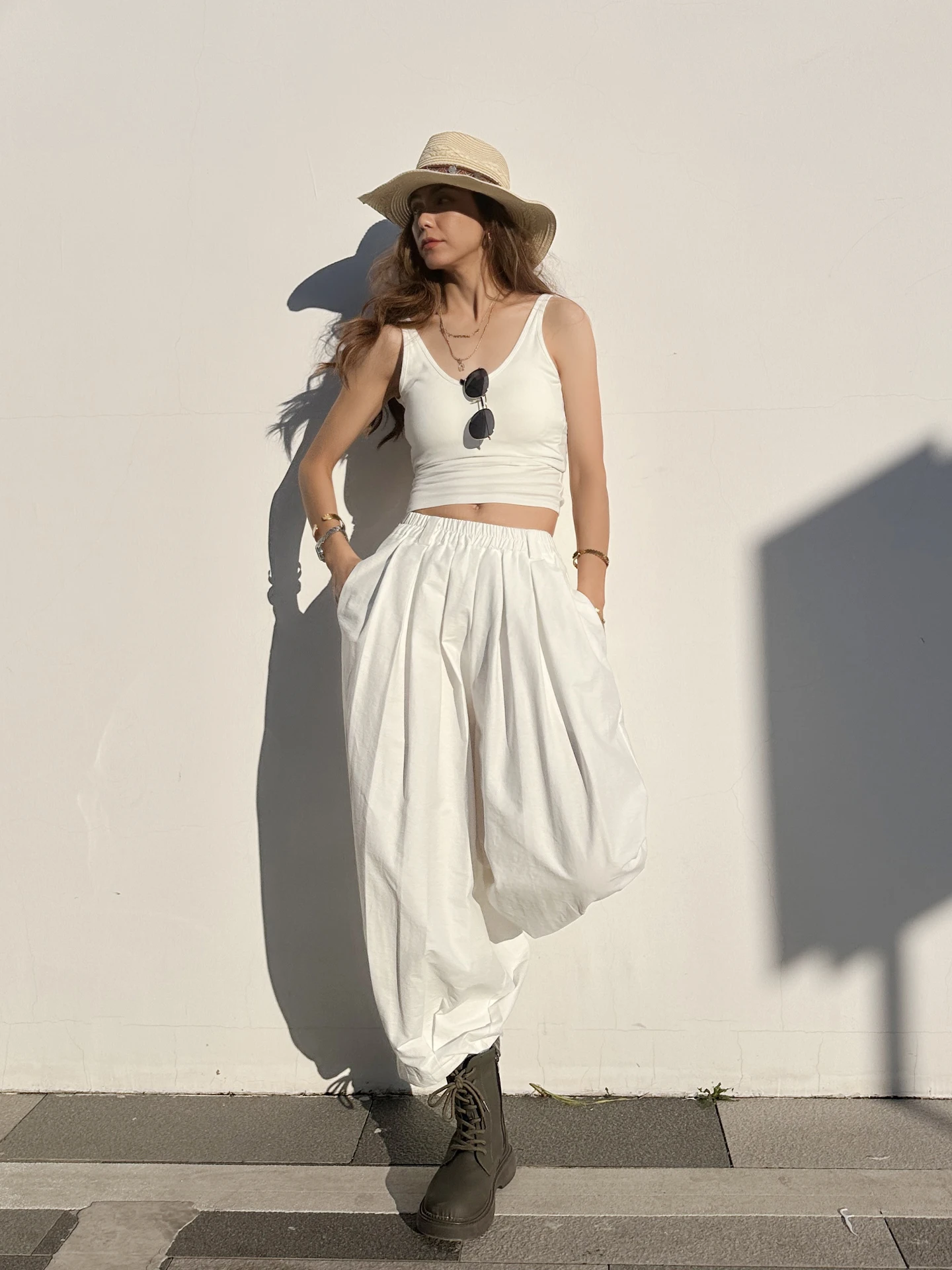 Women's High Waist Wide Leg Pants Draped Lantern Pants Sporty Casual Style Conceal Meat Waist Pants Cotton Blend Fabric
Women's High Waist Wide Leg Pants Draped Lantern Pants Sporty Casual Style Conceal Meat Waist Pants Cotton Blend Fabric