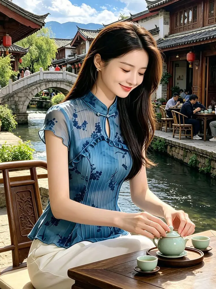 Fashionable Summer Short Sleeve Shirt Women's Beautiful Daily Style Lightweight Skin-friendly Slimming Casual Top
Fashionable Summer Short Sleeve Shirt Women's Beautiful Daily Style Lightweight Skin-friendly Slimming Casual Top