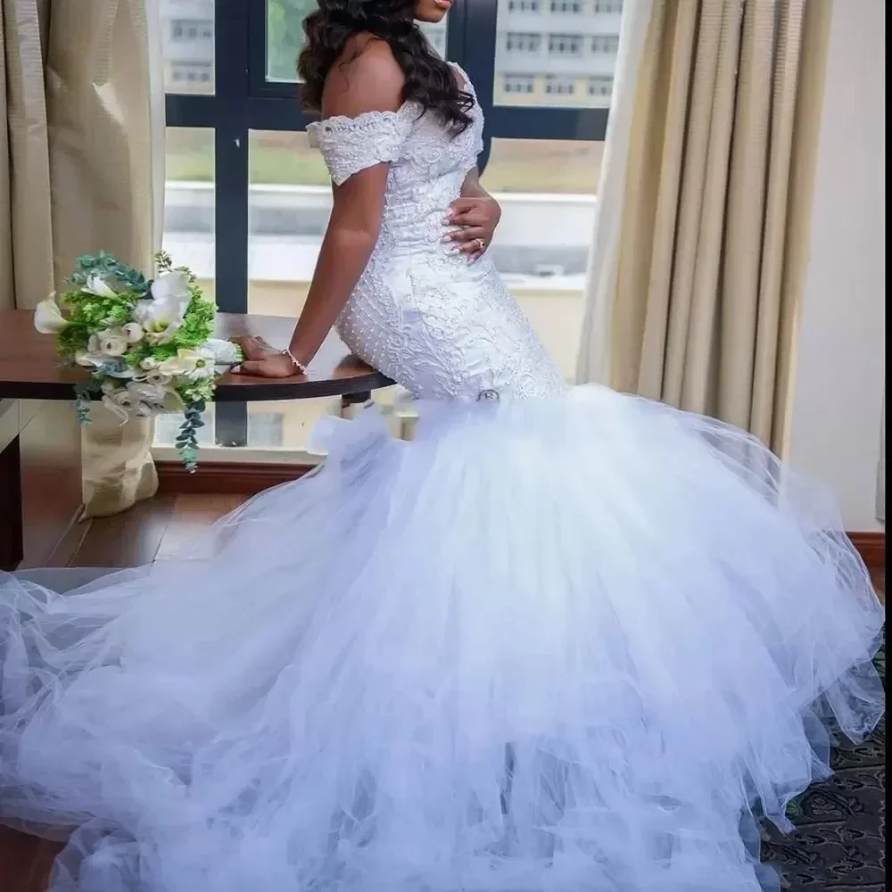 Customized Vintage Arabic African Mermaid Sexy Wedding Dresses Bridal Gowns Plus Size Off Shoulder Lace Appliques Crystal Beaded
Customized Vintage Arabic African Mermaid Sexy Wedding Dresses Bridal Gowns Plus Size Off Shoulder Lace Appliques Crystal Beaded