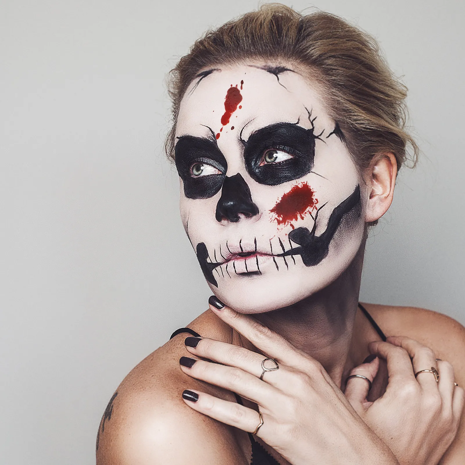 6Pcs Halloween Scar Stickers Temporary Realistic Fake Wounds Costume Party Makeup Horror Body Decals Stage Makeup
6Pcs Halloween Scar Stickers Temporary Realistic Fake Wounds Costume Party Makeup Horror Body Decals Stage Makeup