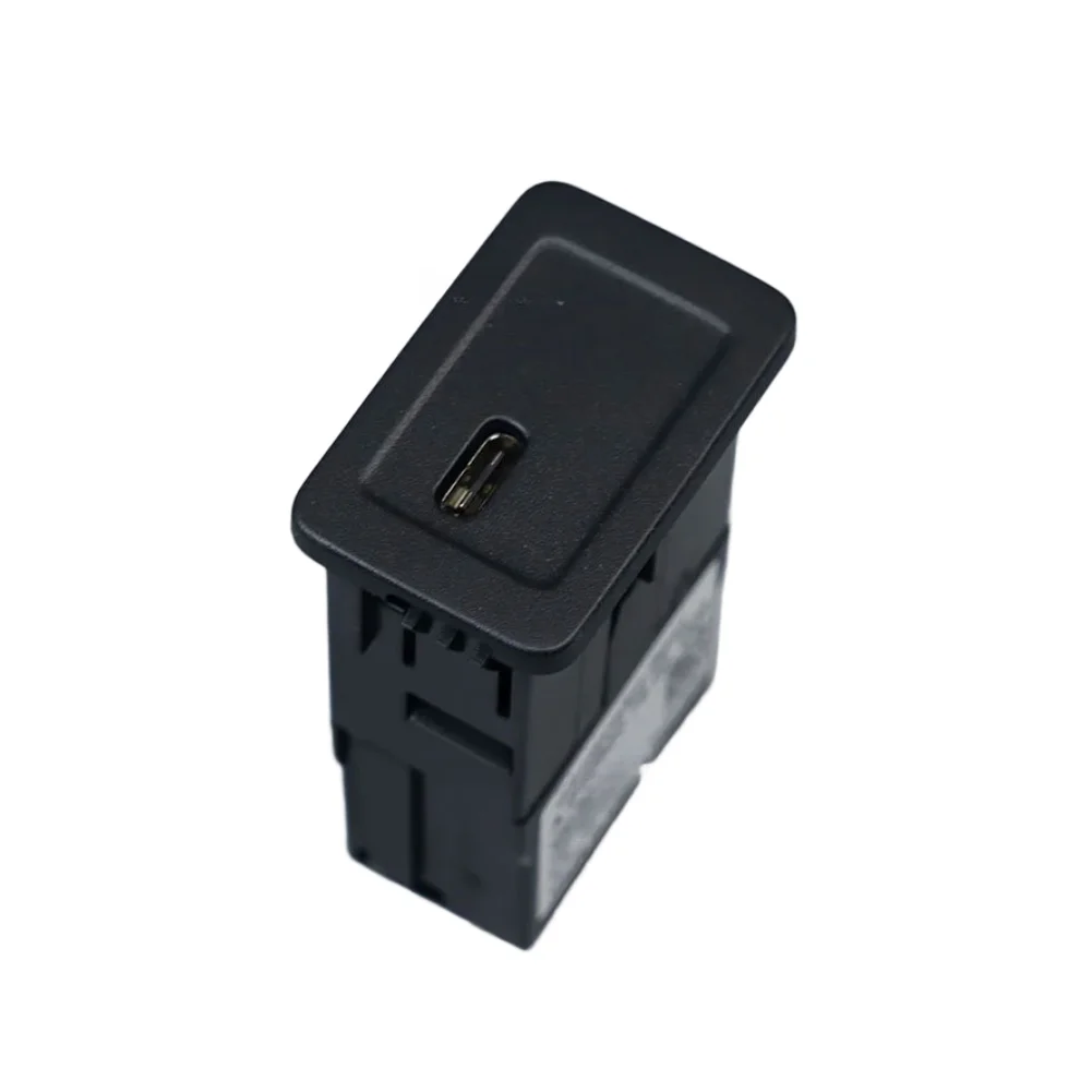 Оригинальный USB-порт для зарядки, совместимый с Mercedes GLB250 X247 (модели 2020-2025 годов), установка в центральной консоли
Оригинальный USB-порт для зарядки, совместимый с Mercedes GLB250 X247 (модели 2020-2025 годов), установка в центральной консоли