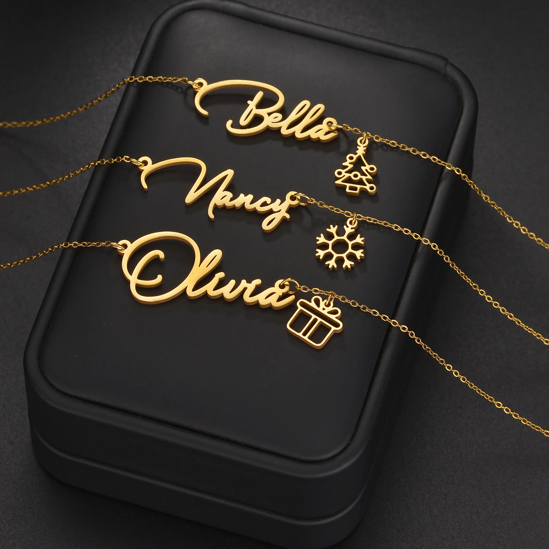 Akizoom New Year Custom Name Necklaces Christmas Symbol Stainless Steel Personalized Letter Chain for Women Family Jewelry Gift
Akizoom New Year Custom Name Necklaces Christmas Symbol Stainless Steel Personalized Letter Chain for Women Family Jewelry Gift