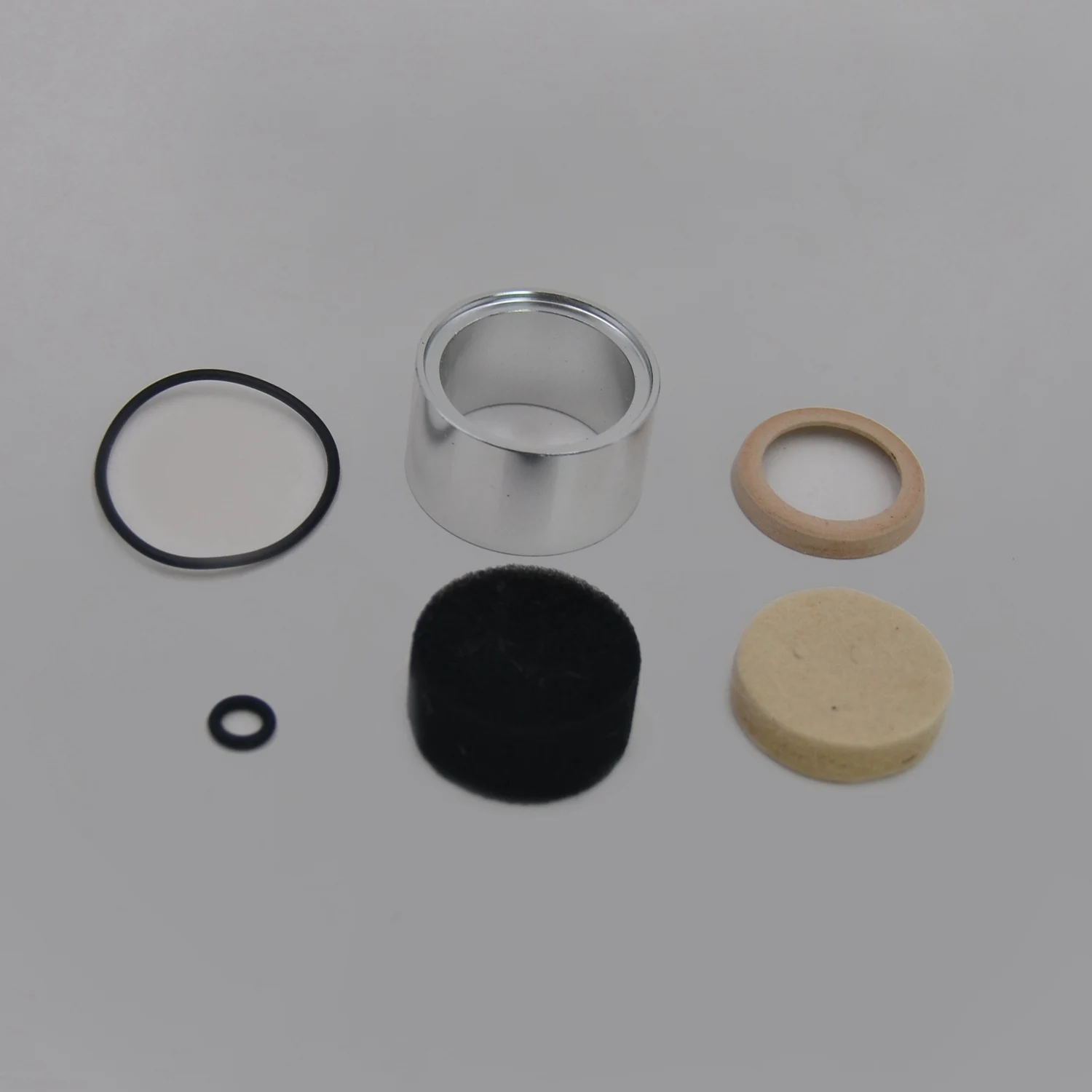 A95E-ANR3731 Air Suspension Compressor Pump Seal Repair Kit For Land Rover Range Rover P38 EAS
A95E-ANR3731 Air Suspension Compressor Pump Seal Repair Kit For Land Rover Range Rover P38 EAS
