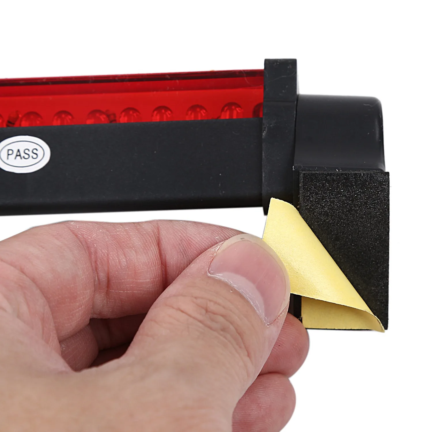 1 шт. универсальный красный 80 светодиодный автомобильный третий стоп-сигнал и 1 переключатель стоп-сигнала, переключатель тормоза для W202 W203 S202 
1 шт. универсальный красный 80 светодиодный автомобильный третий стоп-сигнал и 1 переключатель стоп-сигнала, переключатель тормоза для W202 W203 S202