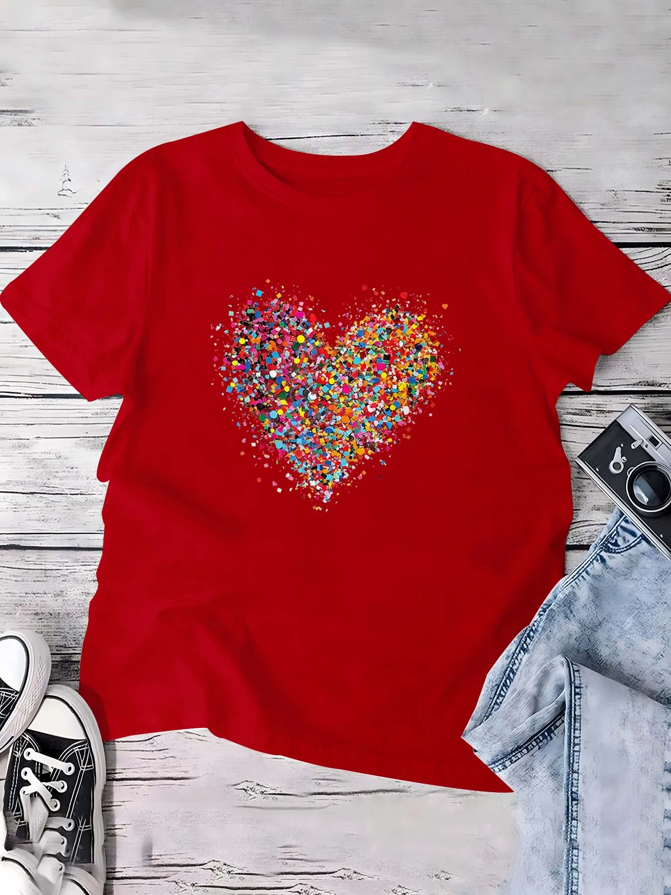 Шикарная коллекция одежды больших размеров в форме радужного сердца. Уникальная коллекция одежды. Моргинг, игривые красочные элементы и вневременная элегантность. 
Шикарная коллекция одежды больших размеров в форме радужного сердца. Уникальная коллекция одежды. Моргинг, игривые красочные элементы и вневременная элегантность.