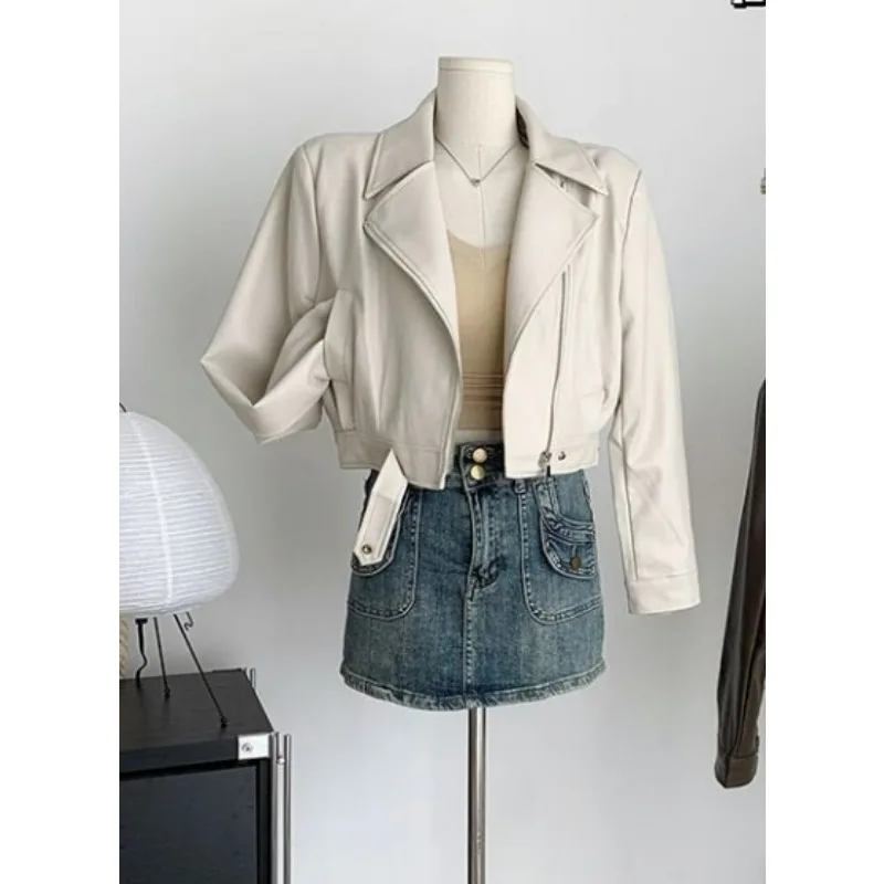 The New Spring and Autumn Vintage Short, Slimming and Youthful Leather Jacket From Maillard Is Simple Fashionable for Commuting
The New Spring and Autumn Vintage Short, Slimming and Youthful Leather Jacket From Maillard Is Simple Fashionable for Commuting
