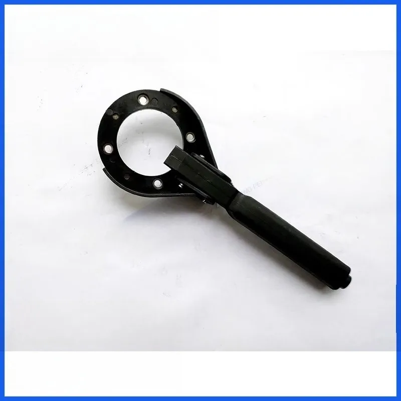SSM winding machine handle seat wrench combination textile spinning machine accessories manufacturer direct sales
SSM winding machine handle seat wrench combination textile spinning machine accessories manufacturer direct sales