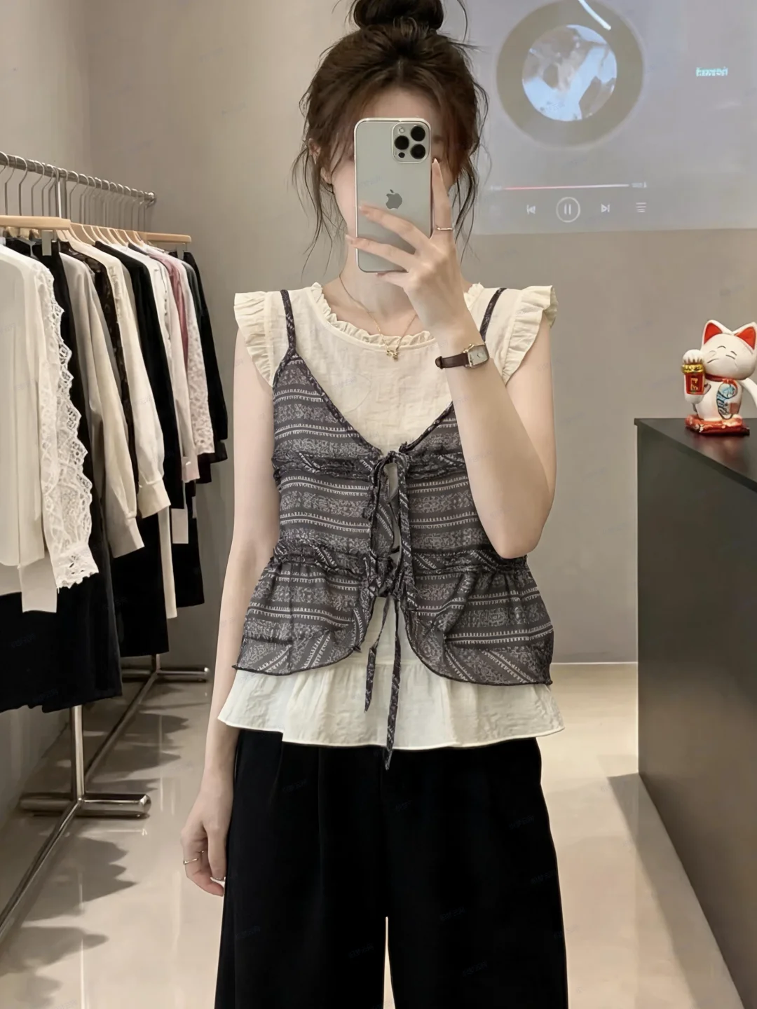 Summer Outfit Women's plus Size Micro Fat MM Age Reduction Layering Tank Top Two-Piece Set Commute Style Korean Loose Fit
Summer Outfit Women's plus Size Micro Fat MM Age Reduction Layering Tank Top Two-Piece Set Commute Style Korean Loose Fit