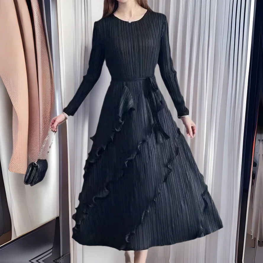 Miyake плиссированное французское элегантное платье большого размера для женщин, новая высококачественная плиссированная юбка с круглым вырезом и длинными рукавами на шнуровке на талии
Miyake плиссированное французское элегантное платье большого размера для женщин, новая высококачественная плиссированная юбка с круглым вырезом и длинными рукавами на шнуровке на талии