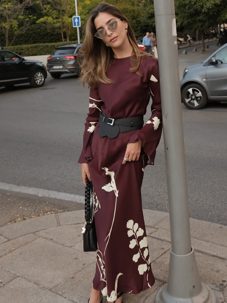 TRAFZA 2024 Elegant Woman Back Zipper Design Beach Party Dress Summer Women Vintage Print O-Neck Long Sleeves Slim Dress Mujer
TRAFZA 2024 Elegant Woman Back Zipper Design Beach Party Dress Summer Women Vintage Print O-Neck Long Sleeves Slim Dress Mujer