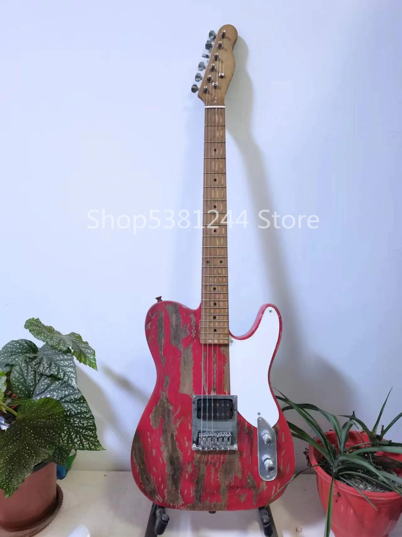 Free shipping, 6-string electric guitar, maple neck, maple fingerboard, handmade retro, silver accessories
Free shipping, 6-string electric guitar, maple neck, maple fingerboard, handmade retro, silver accessories