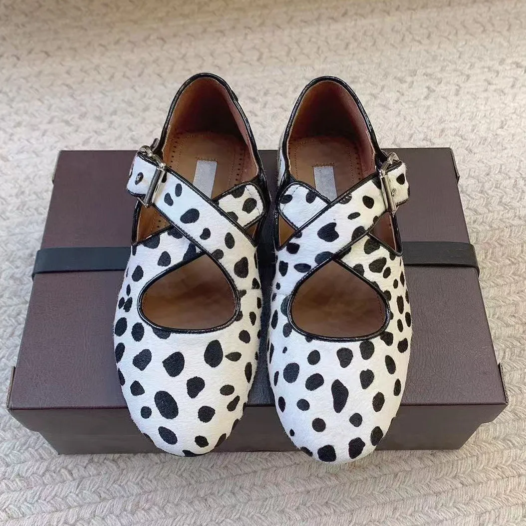 2026 Spring and Autumn New Polo Ballet Shoes for Women with Comfortable Leopard Pattern Mary Jane Fashion Versatile Flat Single
2026 Spring and Autumn New Polo Ballet Shoes for Women with Comfortable Leopard Pattern Mary Jane Fashion Versatile Flat Single