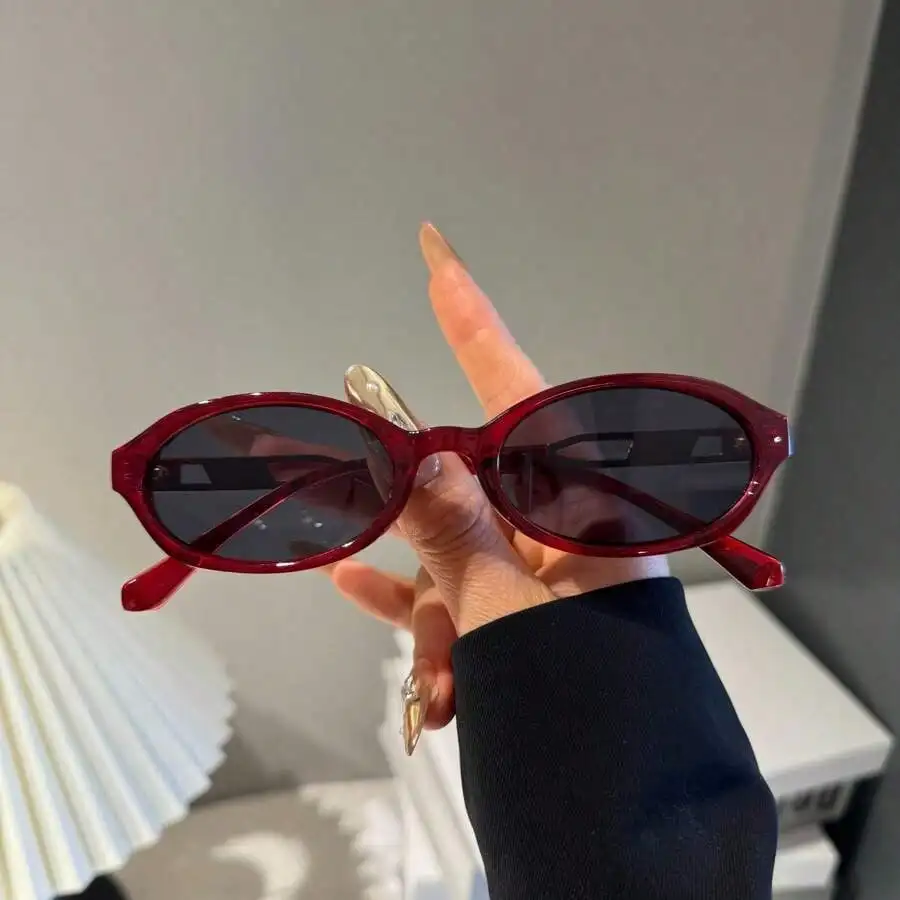 Oval Red Fashion Sunglasses with PC Frame & Metal Temples for Summer Outdoor Use
Oval Red Fashion Sunglasses with PC Frame & Metal Temples for Summer Outdoor Use