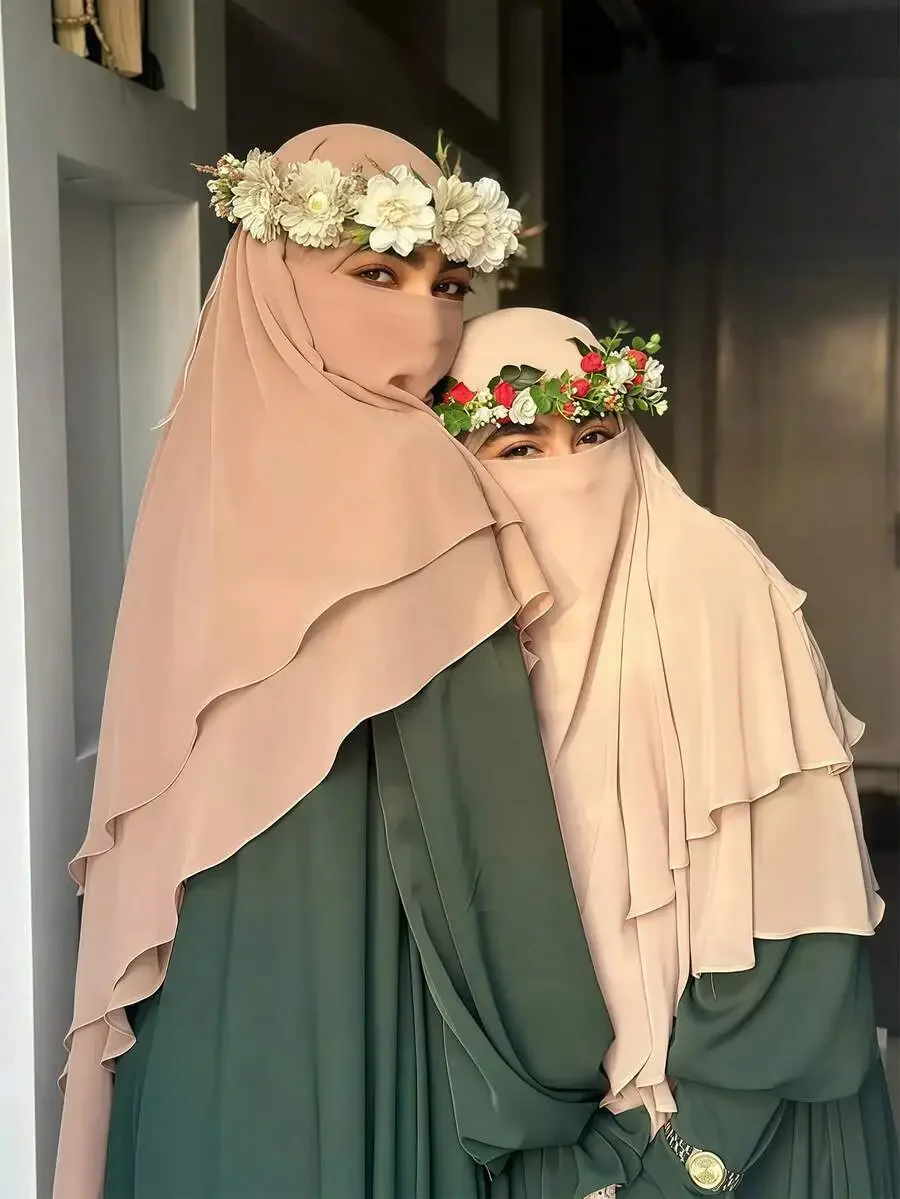 1pc Women's 3-Layer Chiffon Khimar, Sweet & Gentle Fashion Elegant Luxury All Season Convenient Scarf Headscarf Shawl, Suitable
1pc Women's 3-Layer Chiffon Khimar, Sweet & Gentle Fashion Elegant Luxury All Season Convenient Scarf Headscarf Shawl, Suitable