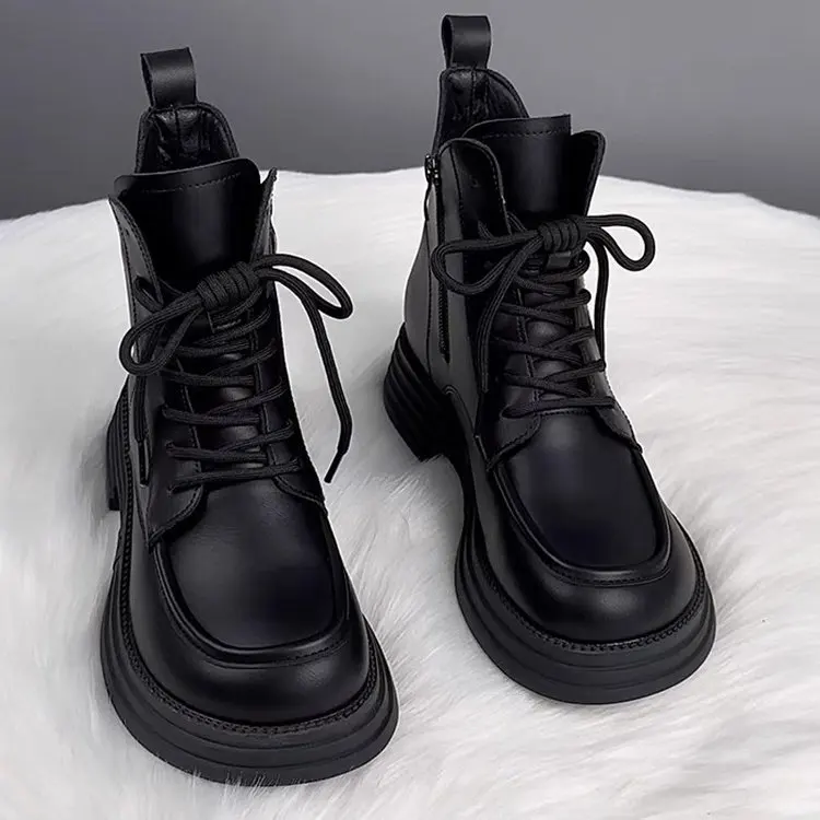 Ladies Fashion Platform Lace-Up Ankle Boots, Side Zipper Chunky Sole Combat Boots for Autumn Winter Daily Wear
Ladies Fashion Platform Lace-Up Ankle Boots, Side Zipper Chunky Sole Combat Boots for Autumn Winter Daily Wear