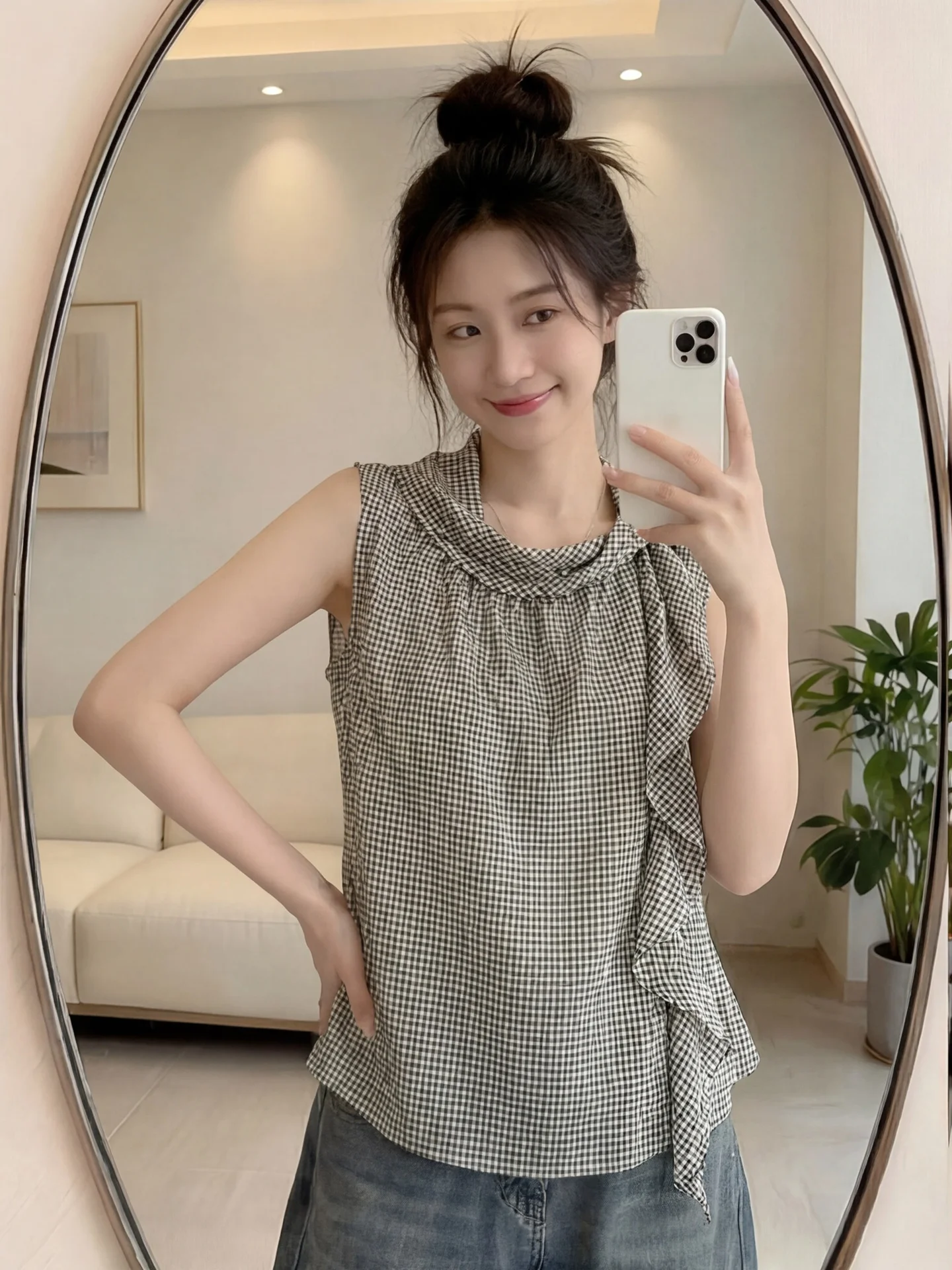 Color Block Plaid Tie Vest Shirt Women Summer Loose Slim Fit Collarless Sleeveless Shoulder Bared Elegance Top City Walk
Color Block Plaid Tie Vest Shirt Women Summer Loose Slim Fit Collarless Sleeveless Shoulder Bared Elegance Top City Walk