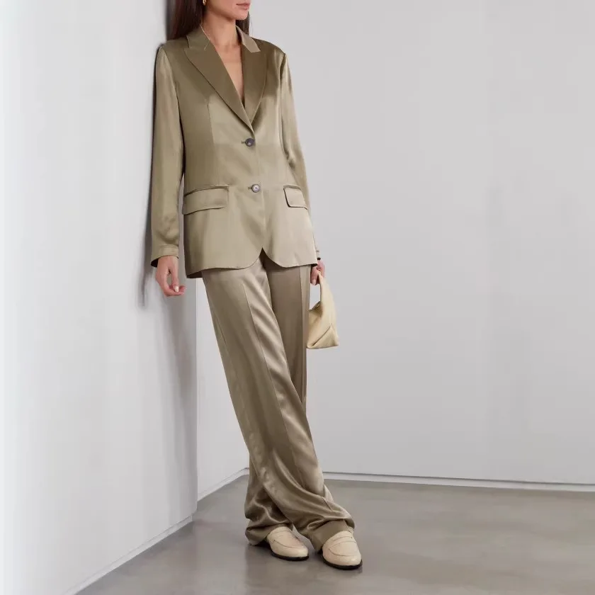 Silk Spring Fashion Set Lightweight Women's Suit Jacket And Pants Luxury Minimalist Style by Josp for Middle-Aged And Elderly
Silk Spring Fashion Set Lightweight Women's Suit Jacket And Pants Luxury Minimalist Style by Josp for Middle-Aged And Elderly