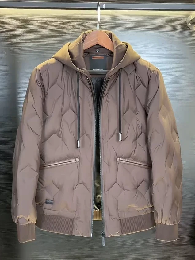 Мужская куртка с капюшоном и отстегивающимся подкладом, осенне-зимняя, новая, модная, универсальная, премиум-класса, теплая, с высоким воротником, удлиненная.
Мужская куртка с капюшоном и отстегивающимся подкладом, осенне-зимняя, новая, модная, универсальная, премиум-класса, теплая, с высоким воротником, удлиненная.