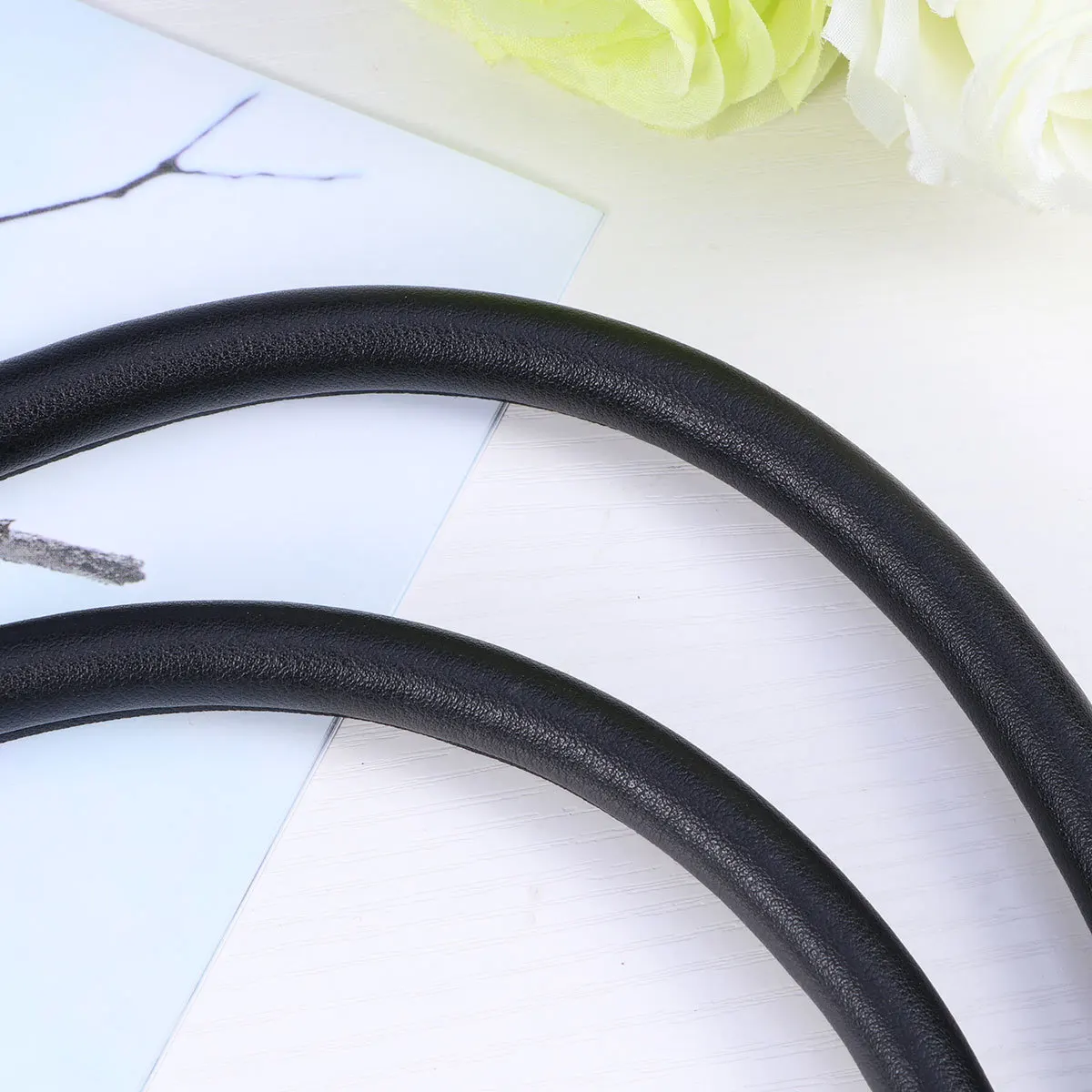 One Pair Black PU Handbag Handles Replacement Straps for Women Handbags Soft Comfortable Durable Women Handbag Straps
One Pair Black PU Handbag Handles Replacement Straps for Women Handbags Soft Comfortable Durable Women Handbag Straps