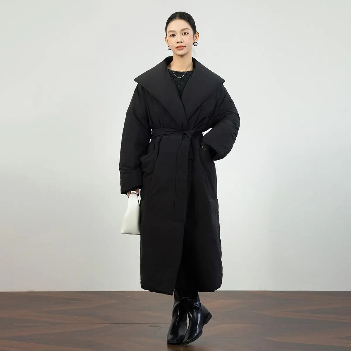 Женский пуховик Ele средней длины с большим воротником от Miss Snail, повседневный свободный крой, теплый и сли для зимы
Женский пуховик Ele средней длины с большим воротником от Miss Snail, повседневный свободный крой, теплый и сли для зимы