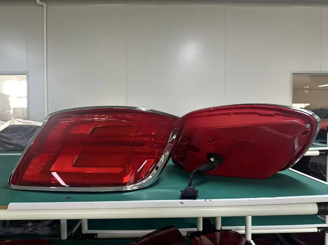Pair Tail Light Assembly forFlying Spur 2020 Rear Lamp Car Lights Auto Parts
Pair Tail Light Assembly forFlying Spur 2020 Rear Lamp Car Lights Auto Parts