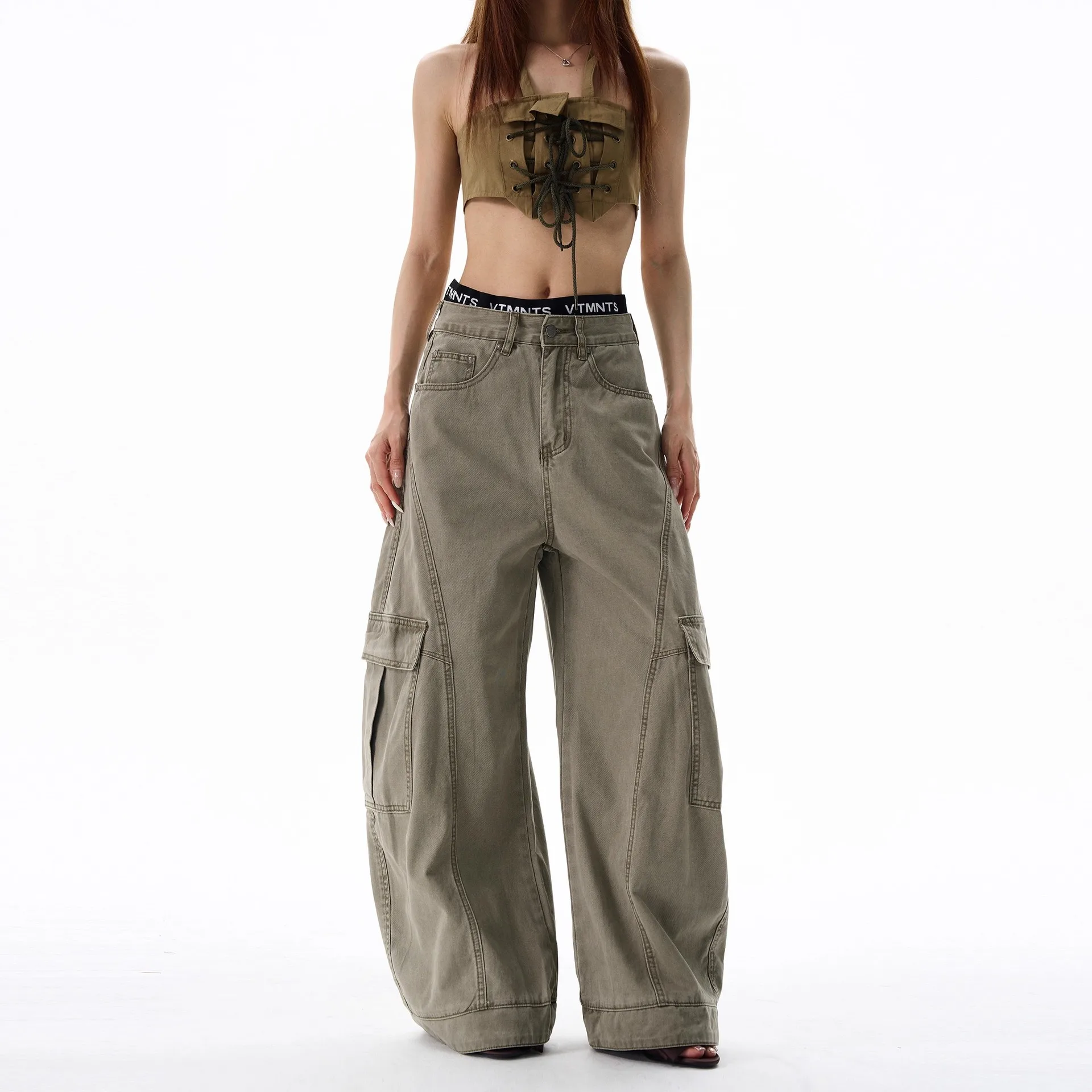 unisex jeans 2026 spring autumn New American Vintage high waist wide leg Cargo Pants Loose Cool Streetwear Pants For Men Women
unisex jeans 2026 spring autumn New American Vintage high waist wide leg Cargo Pants Loose Cool Streetwear Pants For Men Women