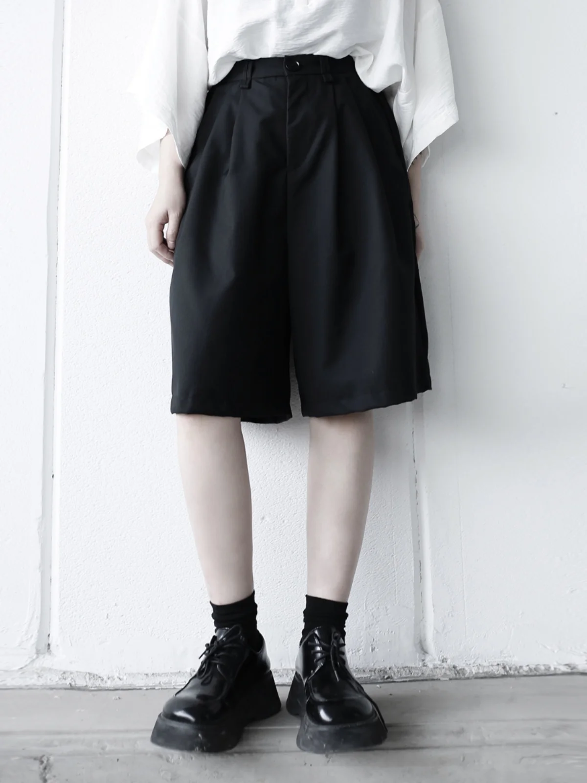 Invisible Seek Summer 2026 Loose Wide Leg Dark Series Basic Five-Point Pants Outdoor Wear Shorts Casual Comfortable Breathable
Invisible Seek Summer 2026 Loose Wide Leg Dark Series Basic Five-Point Pants Outdoor Wear Shorts Casual Comfortable Breathable