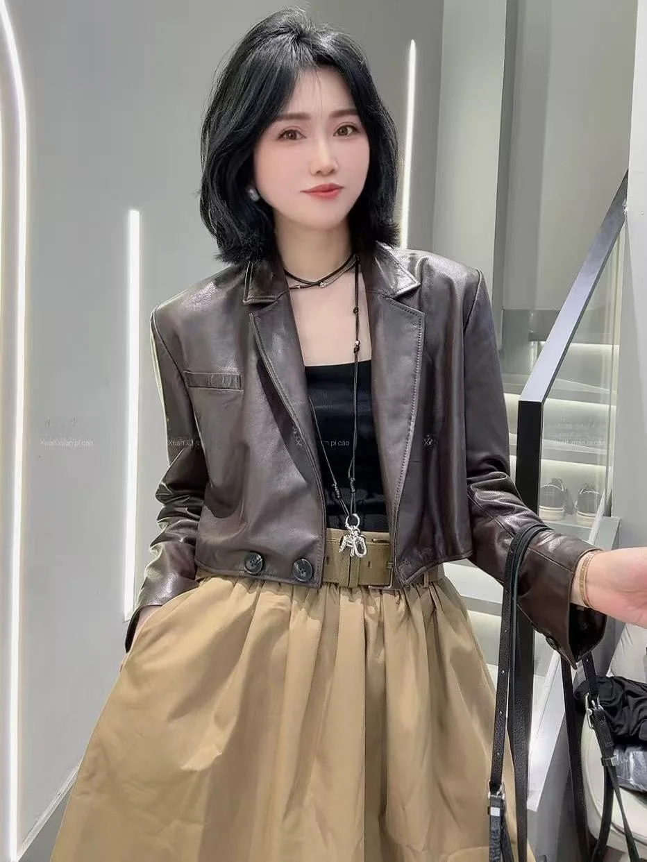 2025 New Women's Genuine Leather Vest ort Sle Slim Fit Trendy Svel Outerwear Faionable Commute Sle eepskin
2025 New Women's Genuine Leather Vest ort Sle Slim Fit Trendy Svel Outerwear Faionable Commute Sle eepskin