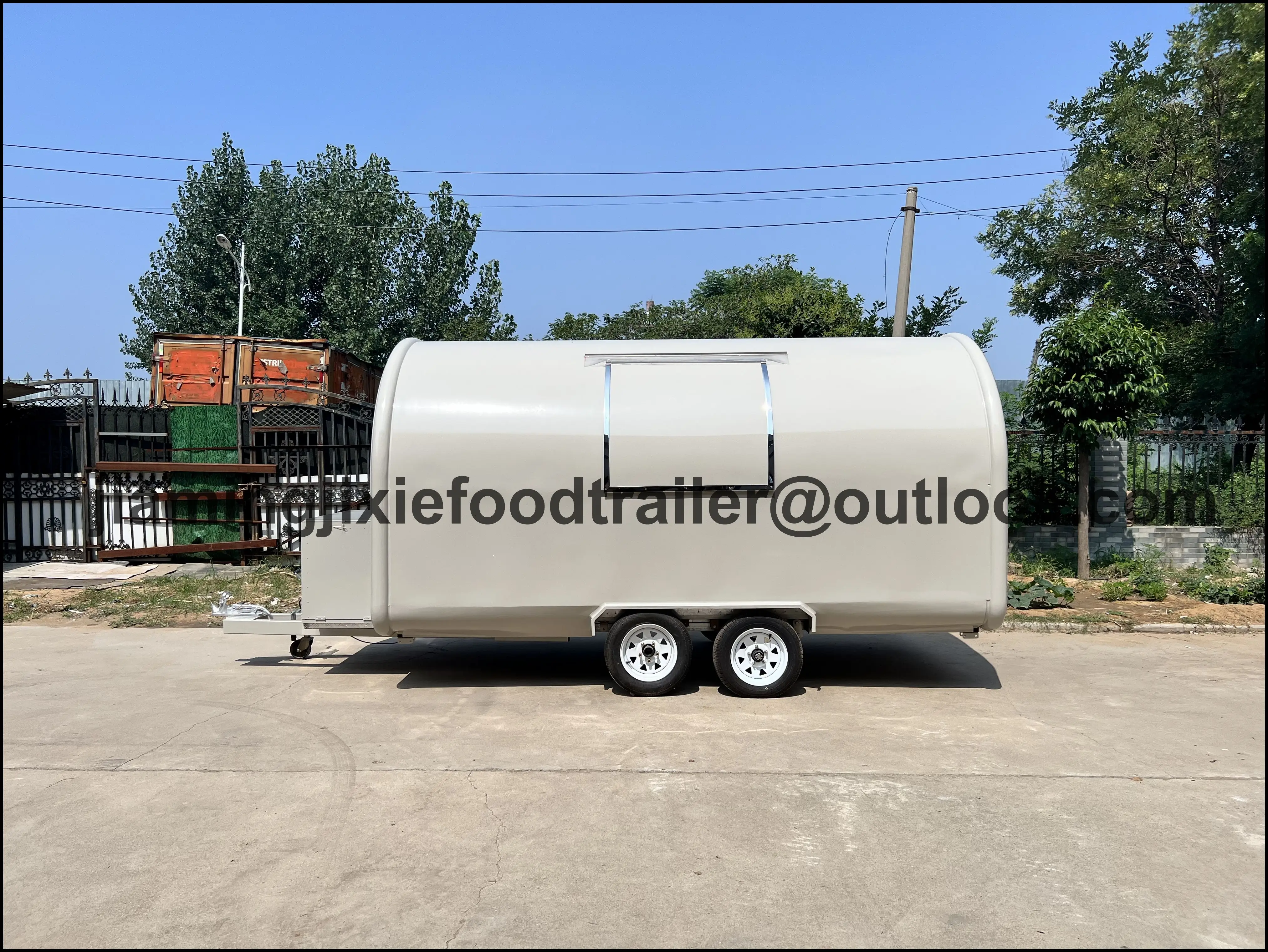 Outdoor Mobile Candy Floss Dessert Food Truck Trailer Street Mobile Smoothie Coffee Cupcake Bakery Food Cart Design for Vendors
Outdoor Mobile Candy Floss Dessert Food Truck Trailer Street Mobile Smoothie Coffee Cupcake Bakery Food Cart Design for Vendors