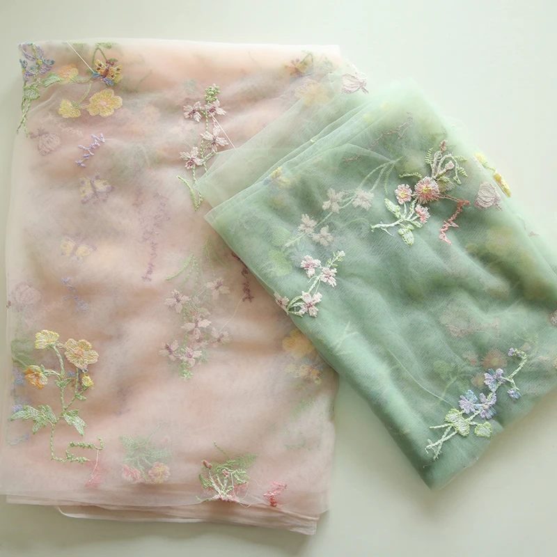 150x50cm Pastoral Style Summer Embroidered Floral Branches Net Gauze Fabric Lace Fabric DIY Clothing Dress Sewing Cloth
150x50cm Pastoral Style Summer Embroidered Floral Branches Net Gauze Fabric Lace Fabric DIY Clothing Dress Sewing Cloth