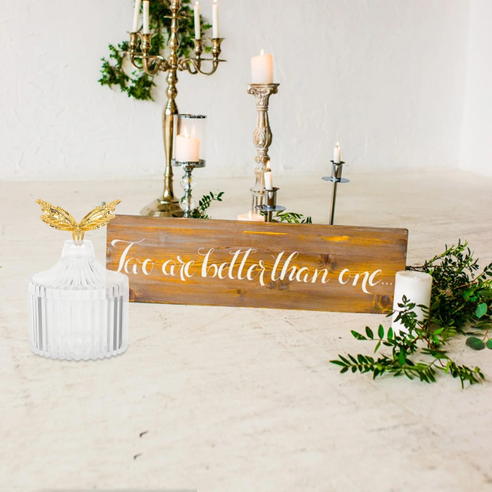 12Pcs European Style Wedding Favor Boxes Clear Butterfly Lid Candy Containers Decorative Candy Storage Party Treat Boxes
12Pcs European Style Wedding Favor Boxes Clear Butterfly Lid Candy Containers Decorative Candy Storage Party Treat Boxes