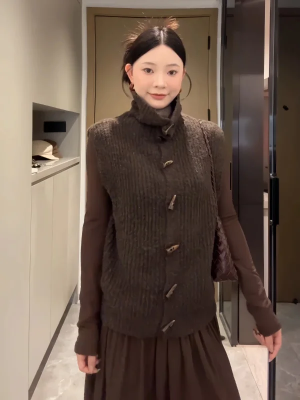 Large Size Vintage Knitted Sweater Vest Women's Autumn Winter Versatile Layering Outerwear High Collar Regular Length Single ...
Large Size Vintage Knitted Sweater Vest Women's Autumn Winter Versatile Layering Outerwear High Collar Regular Length Single ...