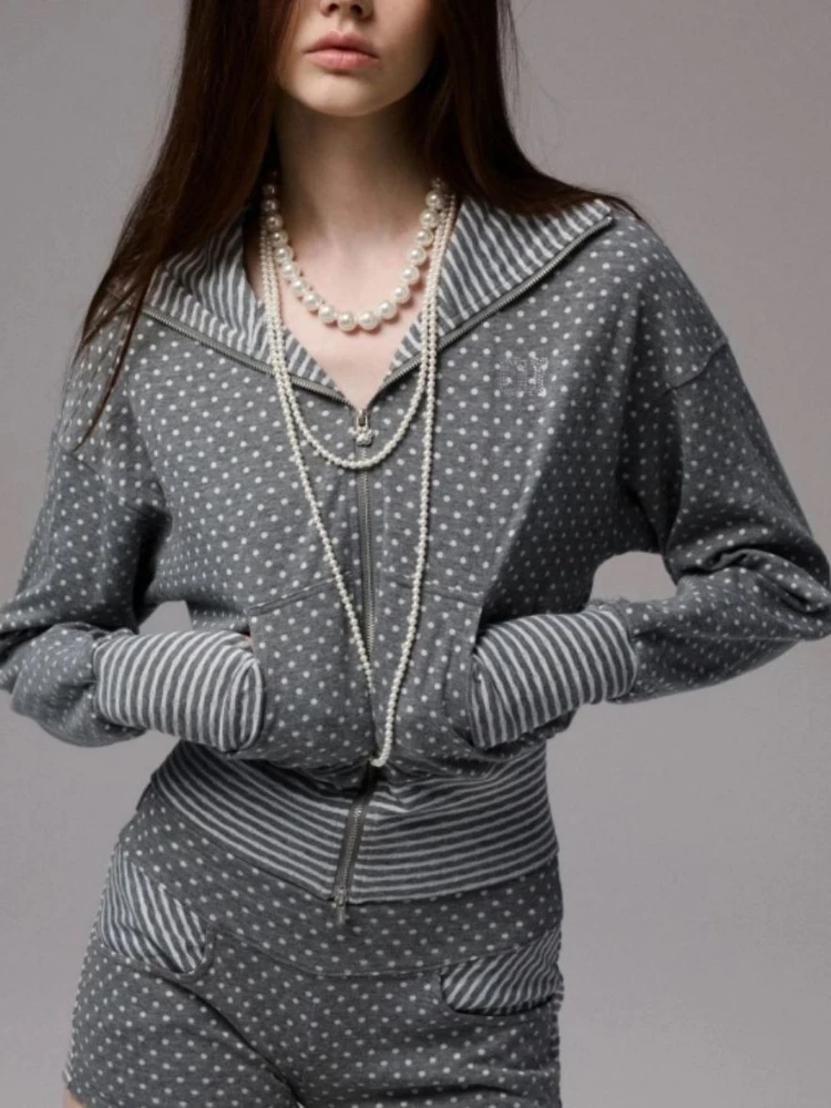 Harajuku Polka Dot Patchwork Stripe Hoodies Women Grunge Preppy Hooded Jacker Y2k Aesthetic Dual Zippers slim Fit Sweatshirt
Harajuku Polka Dot Patchwork Stripe Hoodies Women Grunge Preppy Hooded Jacker Y2k Aesthetic Dual Zippers slim Fit Sweatshirt