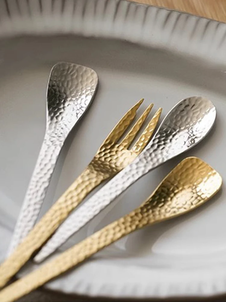 Nordic Sle 304 Stainl Steel Dert Spoon Fruit Fork Hammered Pattern Japanese Sle Simple Retro Cutlery Set for Dining
Nordic Sle 304 Stainl Steel Dert Spoon Fruit Fork Hammered Pattern Japanese Sle Simple Retro Cutlery Set for Dining