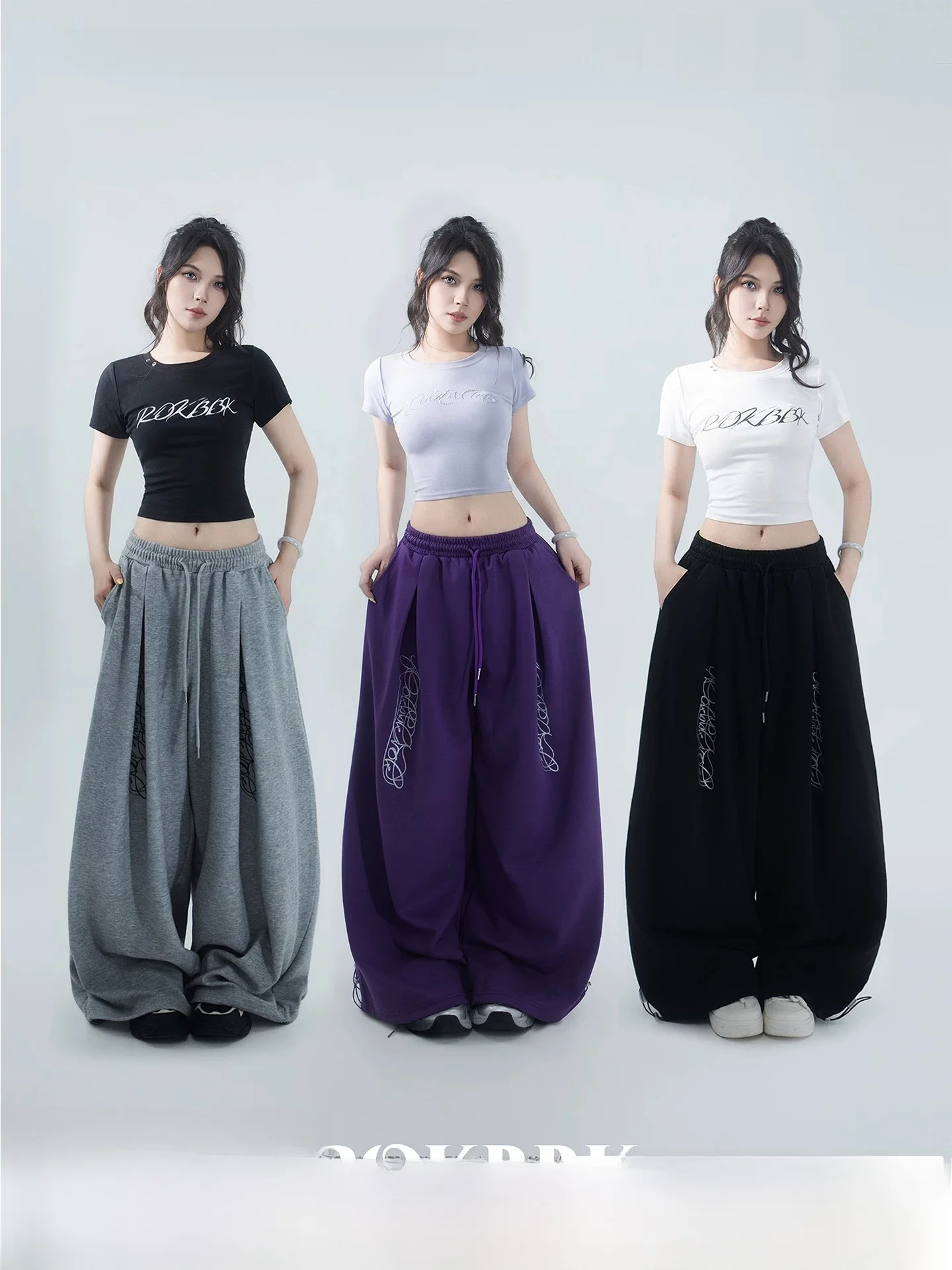 ROKBBK-K Korean Sporty Wide Leg Pants Drawstring Drapey Street Dance Casual Trousers Women's Fashion Brand Cotton Polyester
ROKBBK-K Korean Sporty Wide Leg Pants Drawstring Drapey Street Dance Casual Trousers Women's Fashion Brand Cotton Polyester
