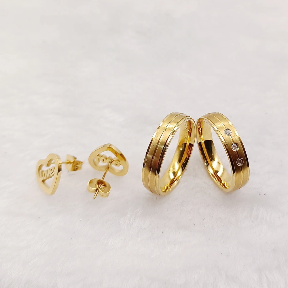 Unique Cz Diamond Engagement Rings Wedding Band Bridal Sets Couples Lovers Heart 24k Gold Plated Ladies Girls Stud Earrings
Unique Cz Diamond Engagement Rings Wedding Band Bridal Sets Couples Lovers Heart 24k Gold Plated Ladies Girls Stud Earrings