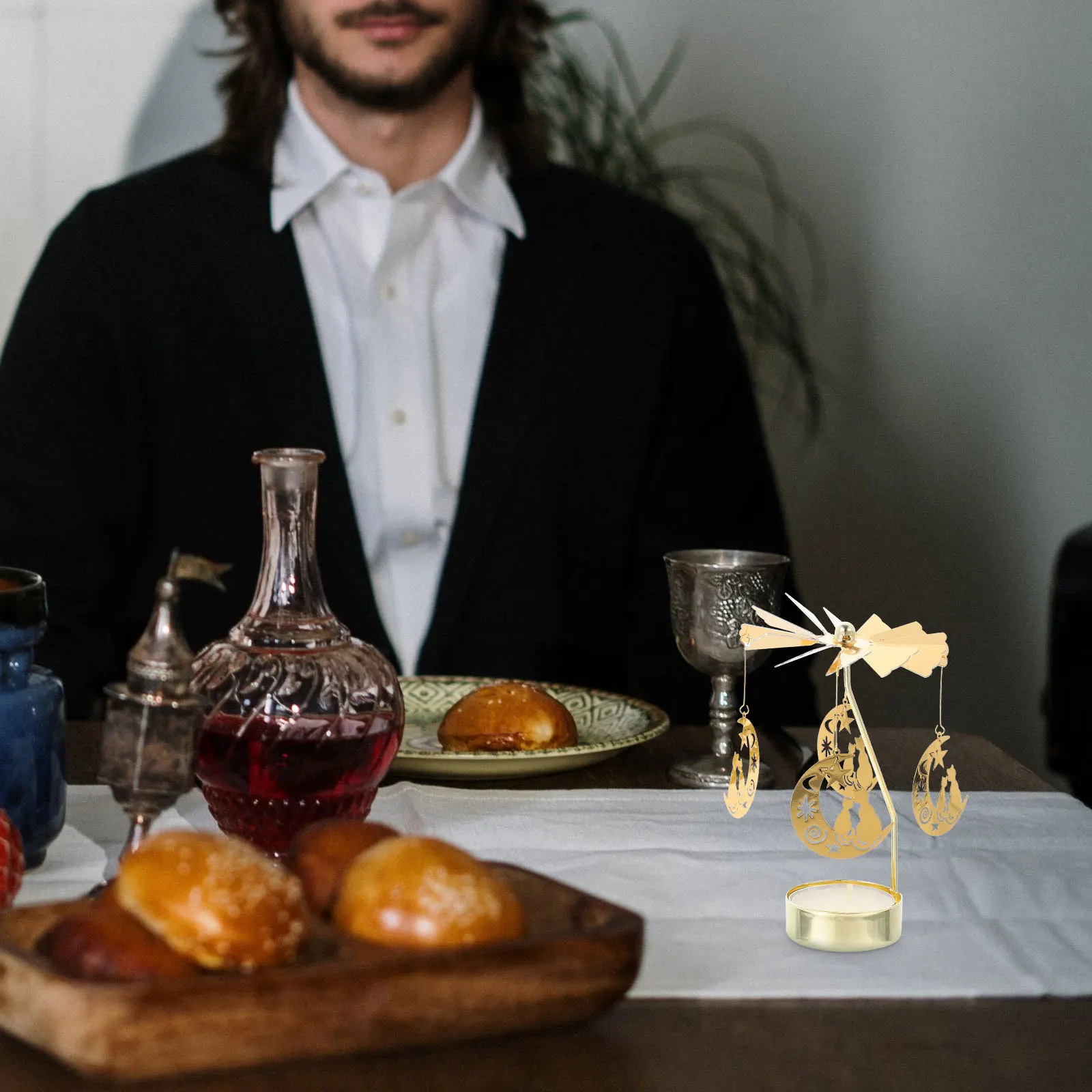 Stylish Rotating Holder Tabletop Stand for Xmas Party Decor Romantic Dinner Ambiance Lighting Xmas Candlestick
Stylish Rotating Holder Tabletop Stand for Xmas Party Decor Romantic Dinner Ambiance Lighting Xmas Candlestick