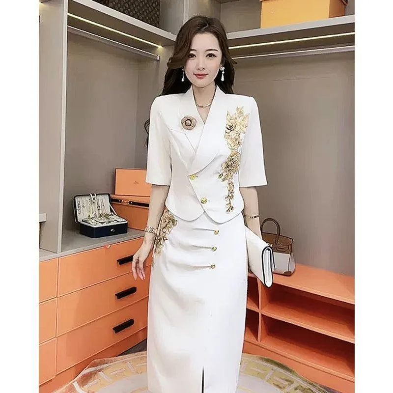 New Chinese Fashion Embroidery Women's Two piece Set Summer High End Lapel Slim Short Sleeve Blazer + Slim Split Skirt Suit
New Chinese Fashion Embroidery Women's Two piece Set Summer High End Lapel Slim Short Sleeve Blazer + Slim Split Skirt Suit