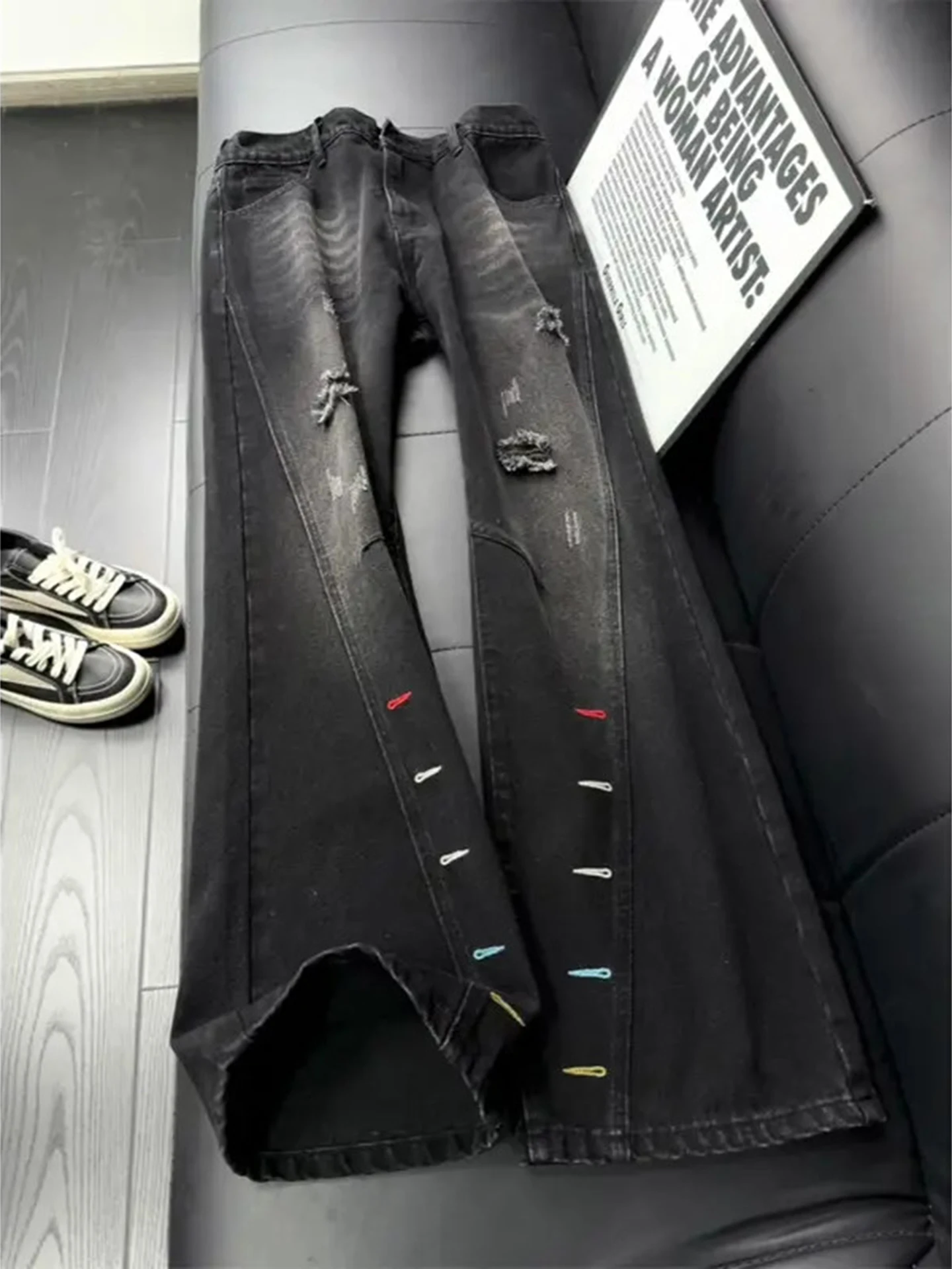 Cleanfit Black Slant Cut Knife Jeans Men's American High Street Button Eye Embroidery Straight Leg Slimming Flared Pants
Cleanfit Black Slant Cut Knife Jeans Men's American High Street Button Eye Embroidery Straight Leg Slimming Flared Pants