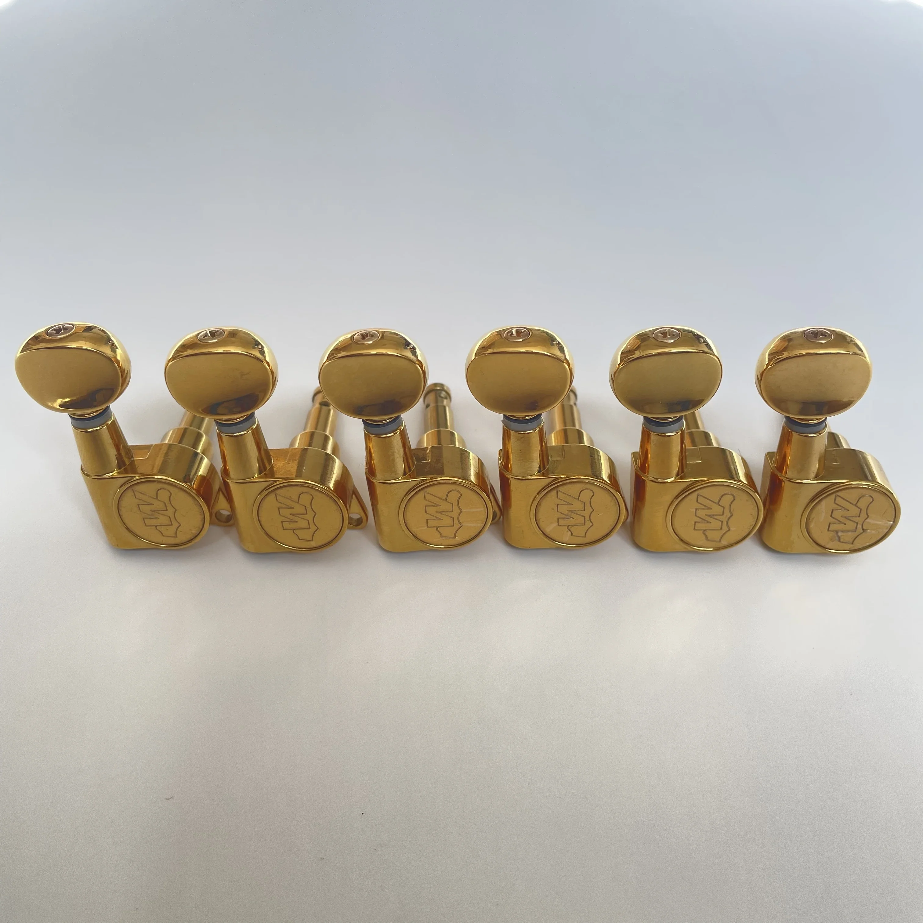 Hooqu Gold 6 Inline Right Hand Tuning Pegs Keys Guitar Tuners For Electric Guitar
Hooqu Gold 6 Inline Right Hand Tuning Pegs Keys Guitar Tuners For Electric Guitar