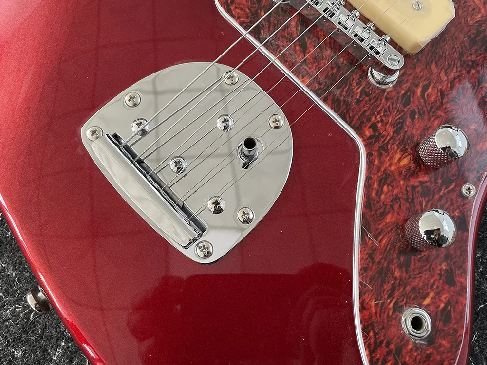 electric guitar high quality,6-string, metallic red color, rosewood fretboard, chrome hardware, turtle pickguard,free shipping
electric guitar high quality,6-string, metallic red color, rosewood fretboard, chrome hardware, turtle pickguard,free shipping