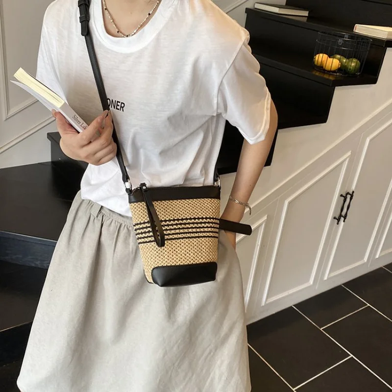 Popular Classic Leather Shoulder Bag For Women Messenger Bag Crossbody Bag Luxury Brand Designer Style
Popular Classic Leather Shoulder Bag For Women Messenger Bag Crossbody Bag Luxury Brand Designer Style